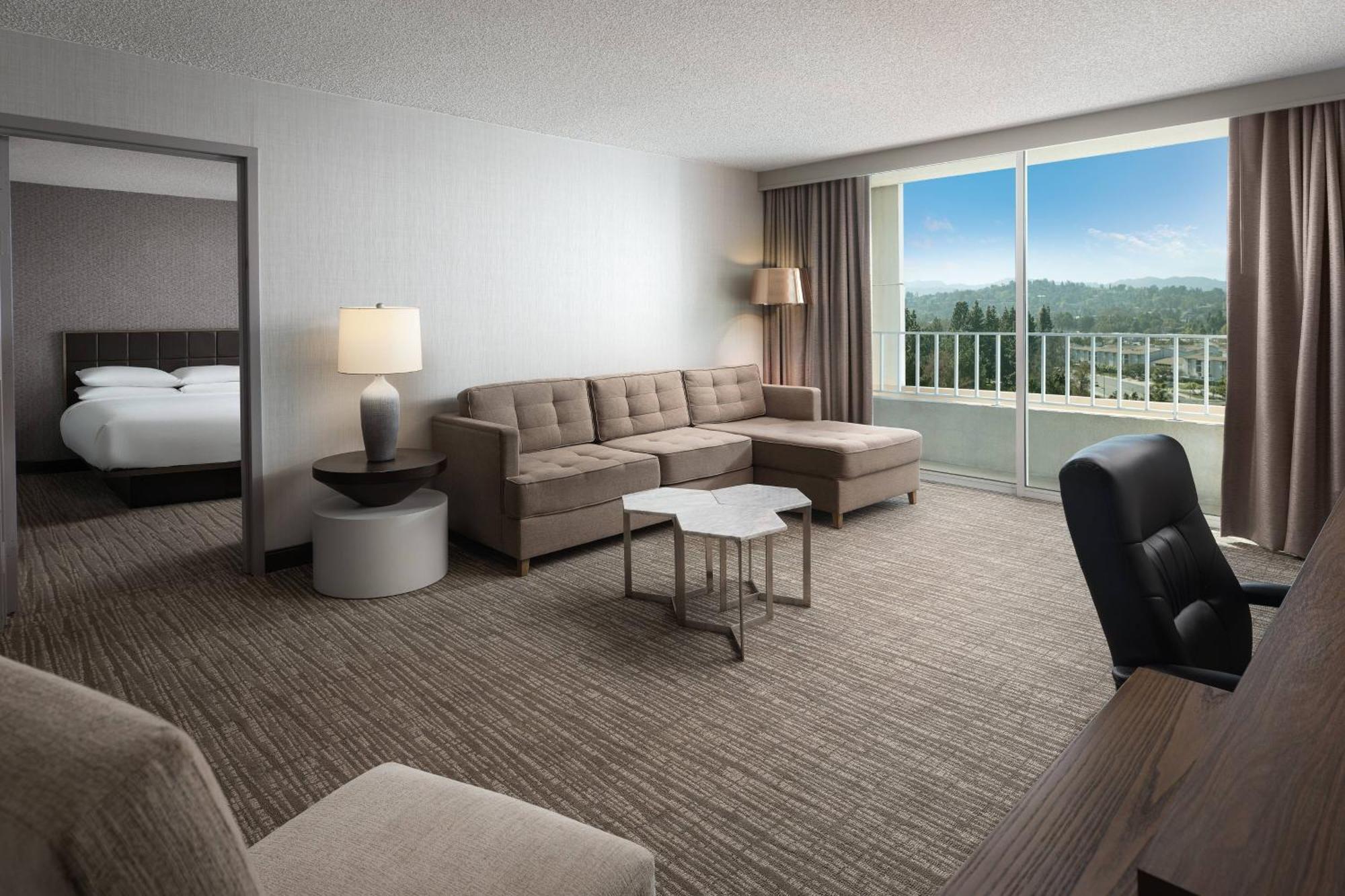 Warner Center Marriott Woodland Hills 3* Los Angeles
